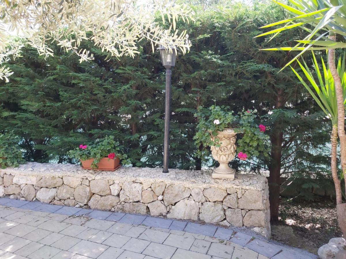 Climiti Holiday House Solarino Bagian luar foto